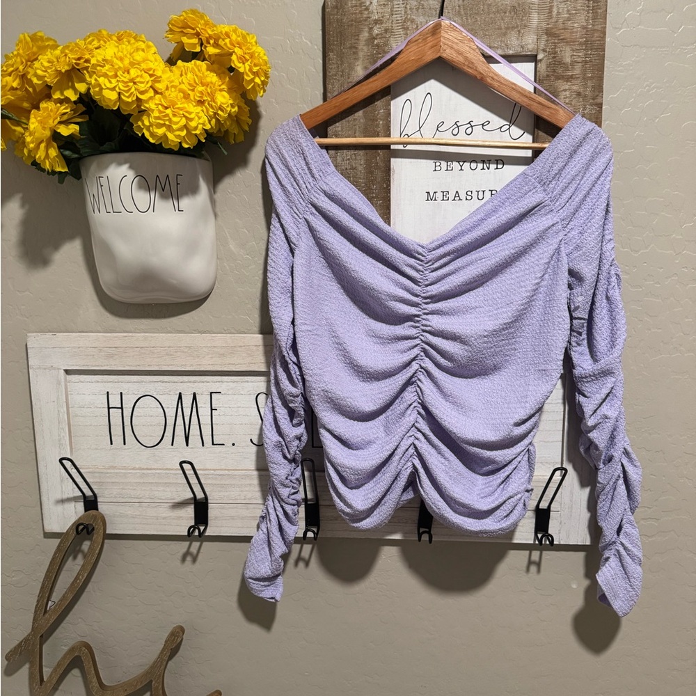 Elodie xl  blouse long sleeve in a lavender color new